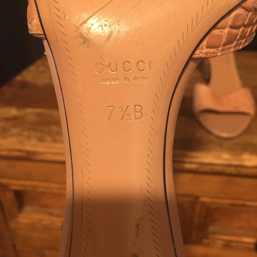 Pink high heels